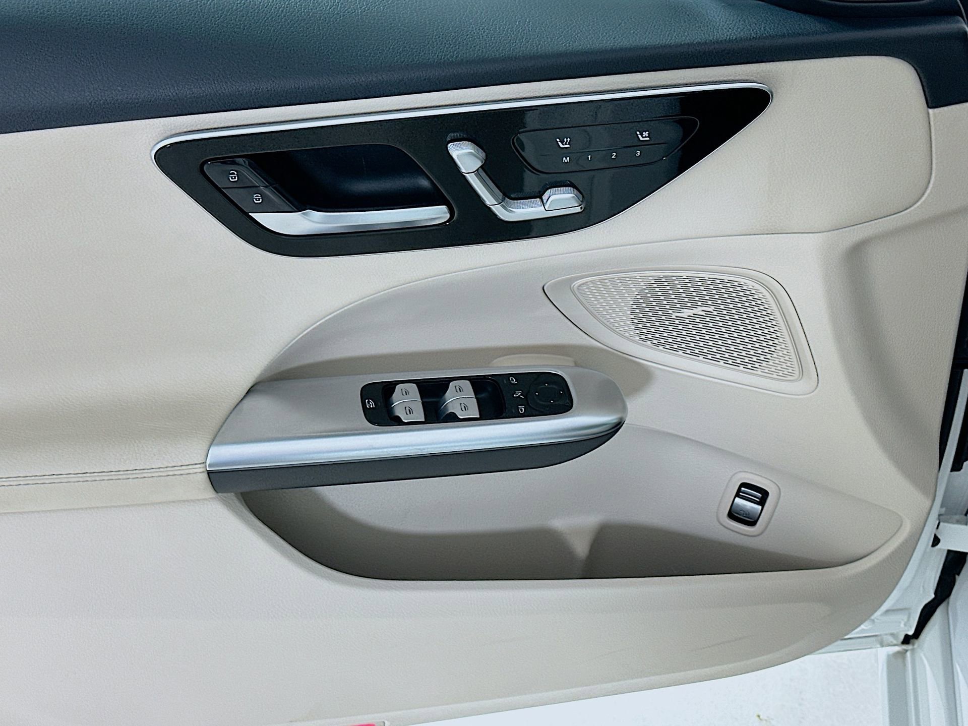 Certified 2023 Mercedes-Benz C 300 Sedan image 18
