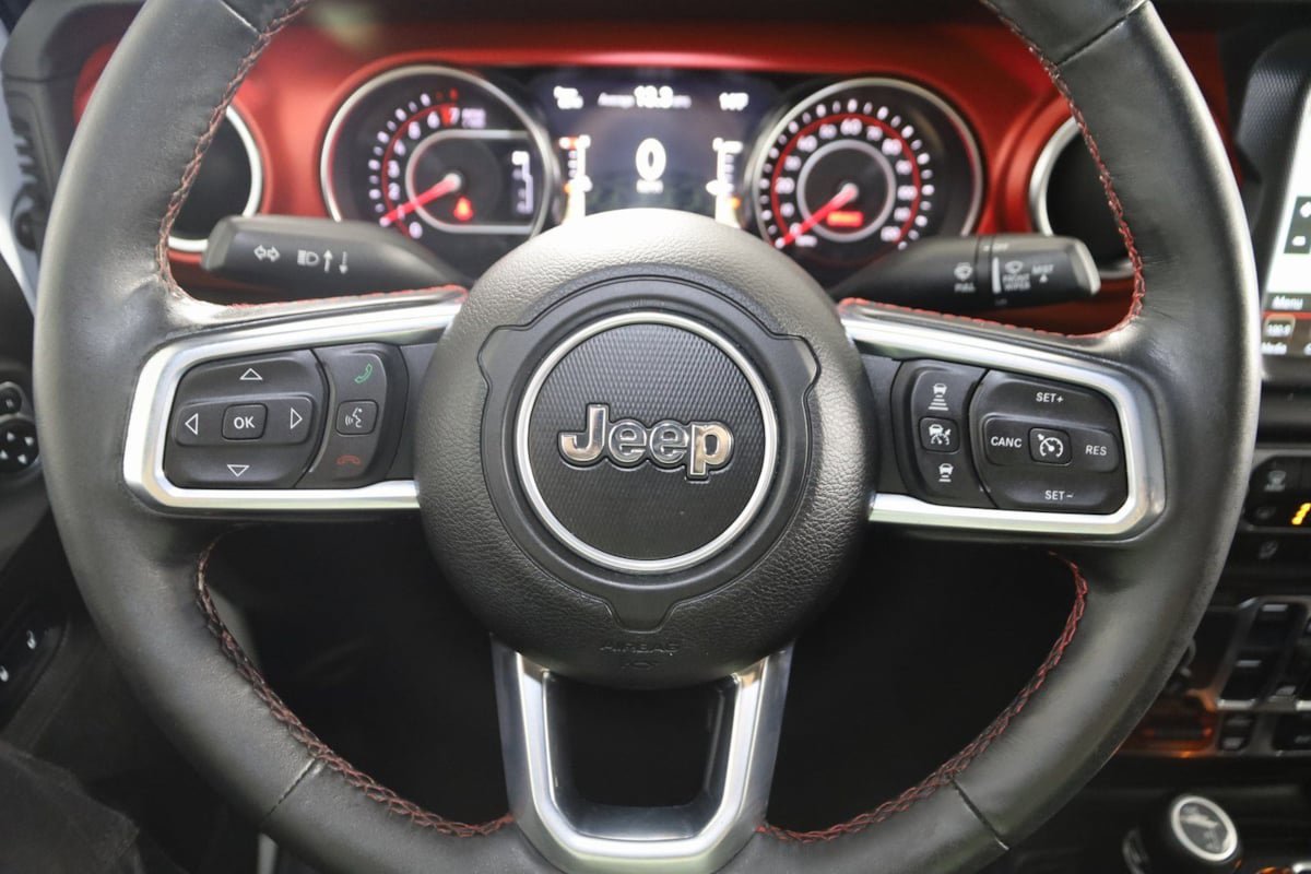 Used 2020 Jeep Gladiator Rubicon w/ Dual Top Group image 36