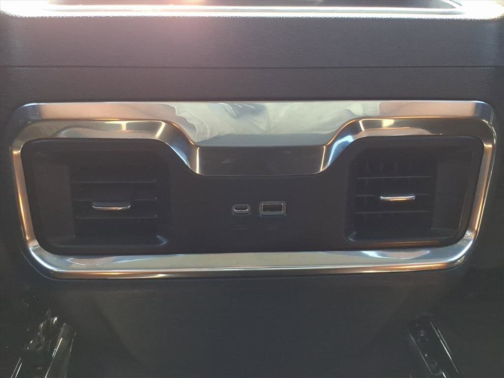 Certified 2022 GMC Sierra 1500 SLT w/ SLT Convenience Package image 13