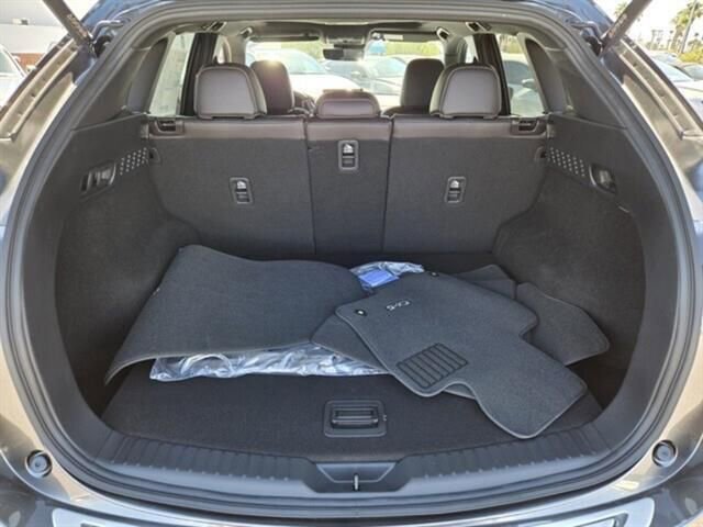 Used 2025 MAZDA CX-5 Signature image 18