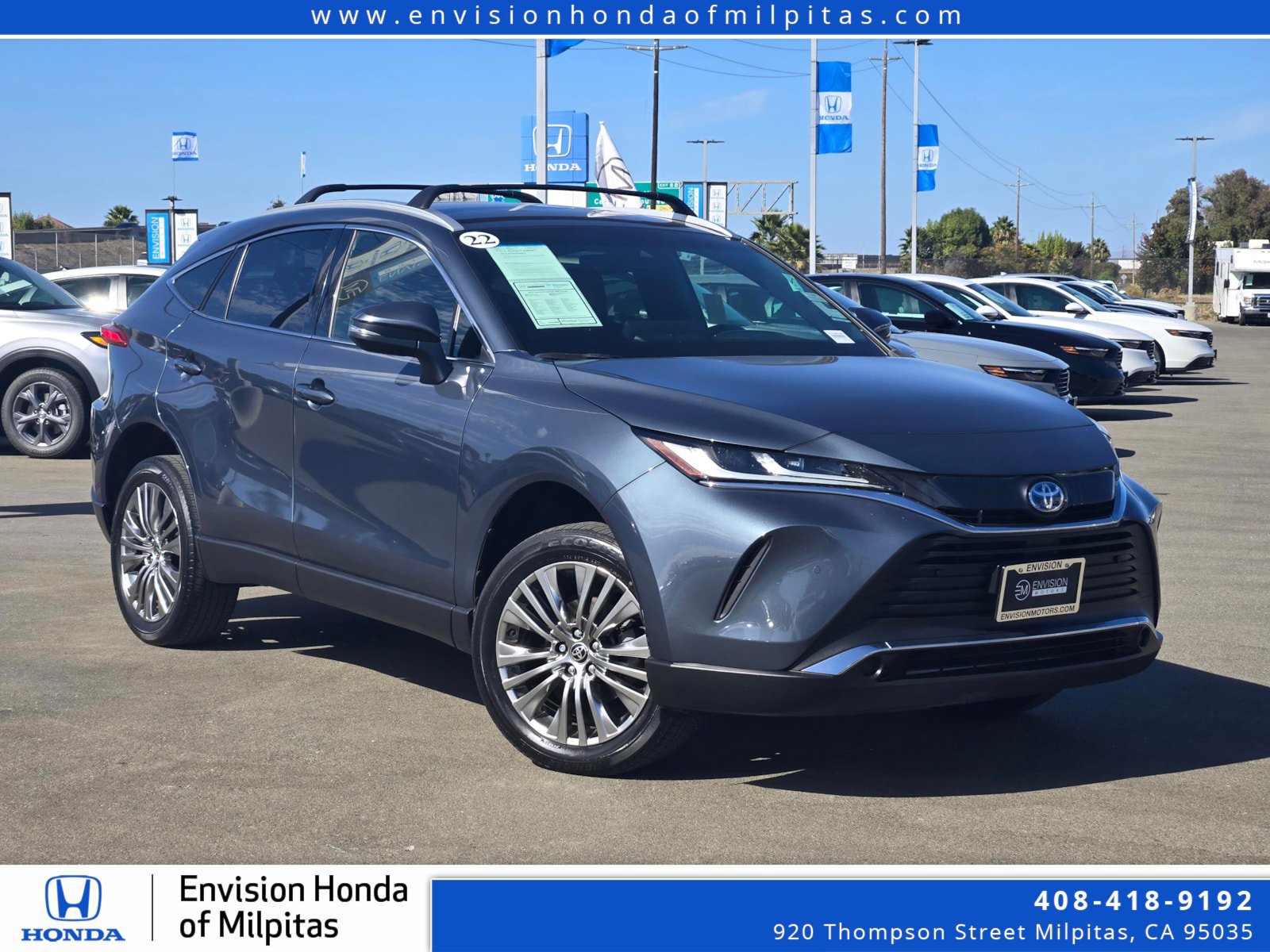 Used 2022 Toyota Venza XLE AWD/4WD image 1