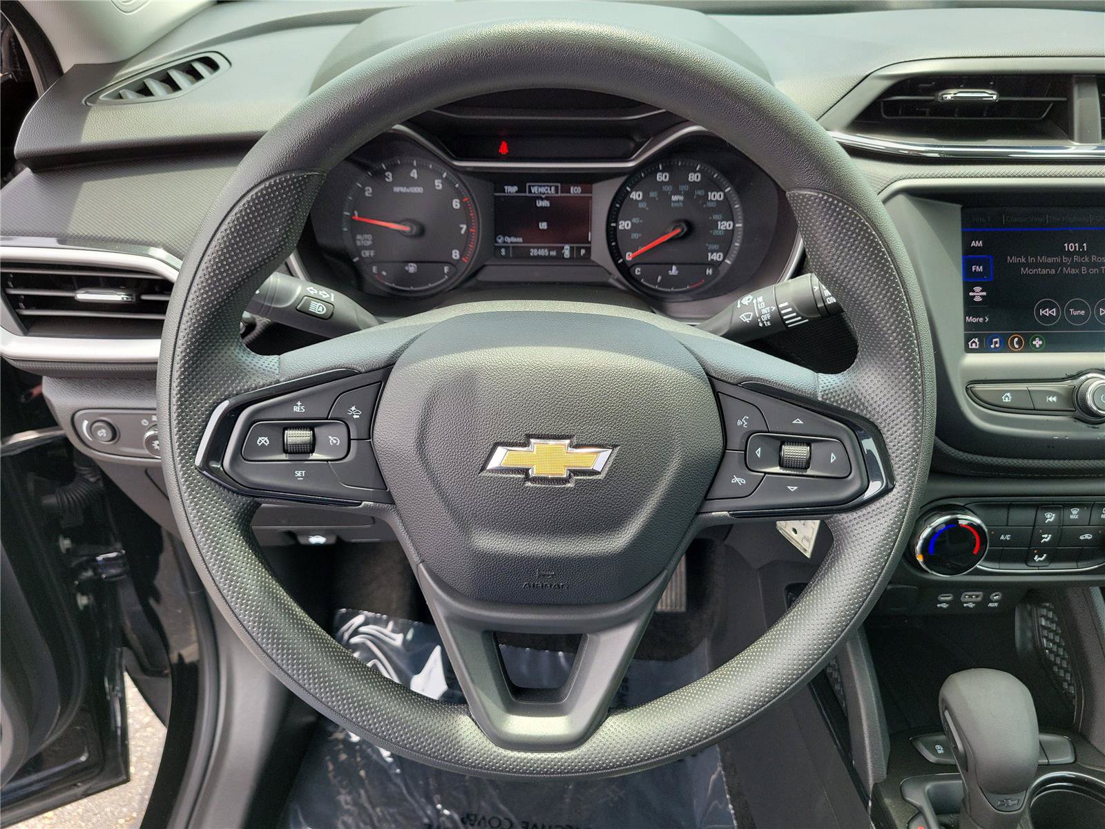 Used 2023 Chevrolet TrailBlazer LS FWD image 15