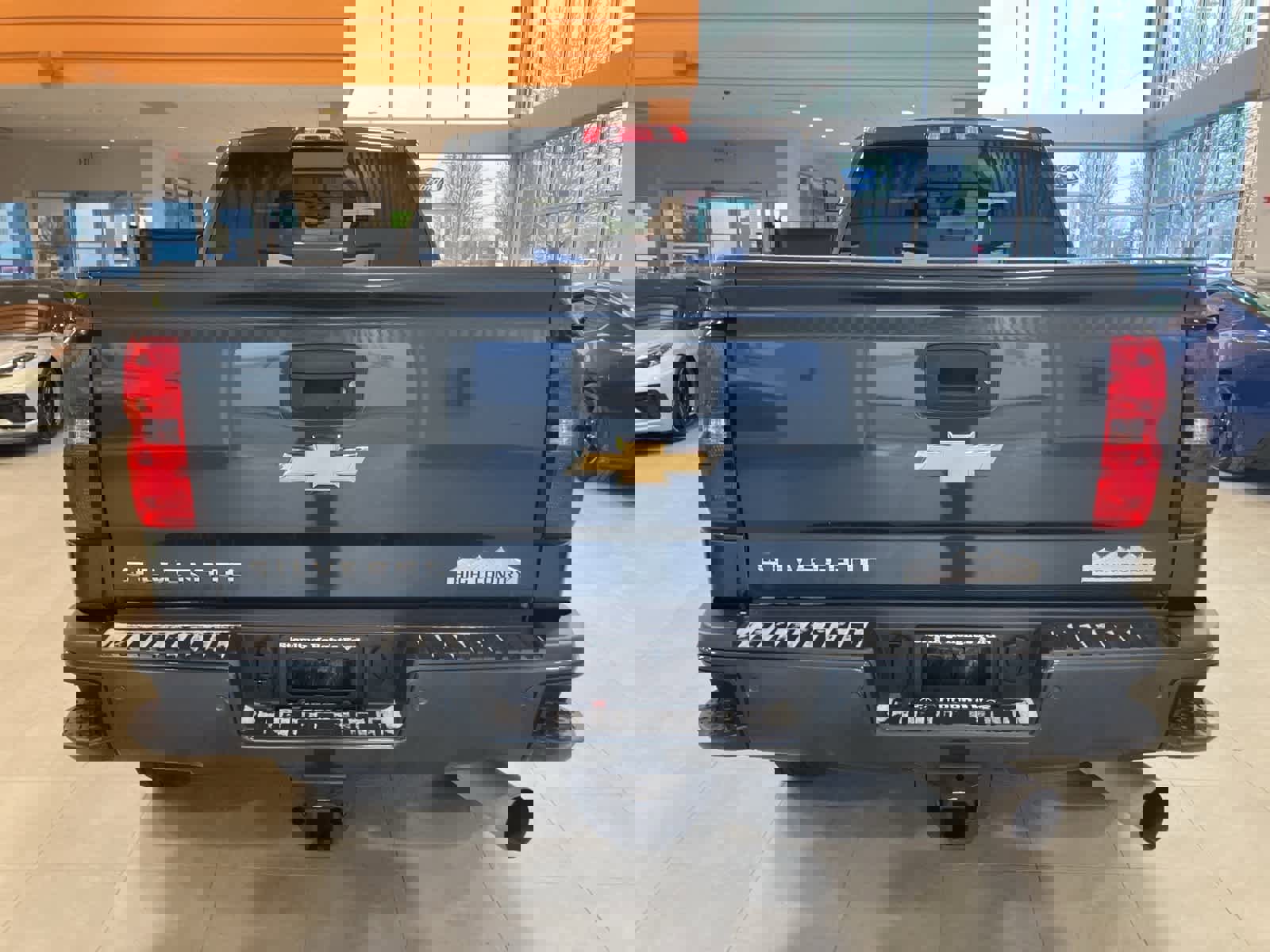 Used 2018 Chevrolet Silverado 2500 High Country image 6