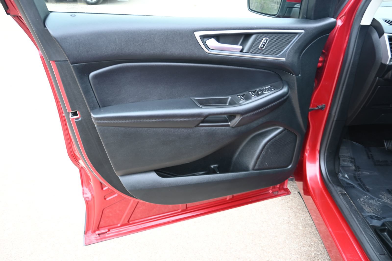 Used 2022 Ford Edge SEL w/ Convenience Package image 8