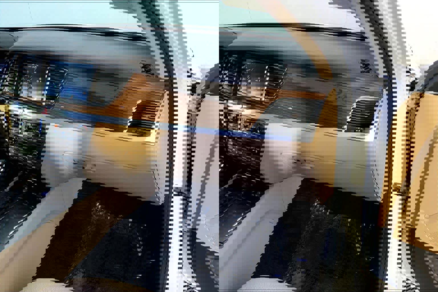 Used 2016 Hyundai Genesis 3.8 image 19