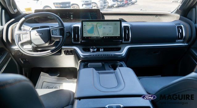 Used 2025 Ford Expedition Tremor AWD/4WD image 16