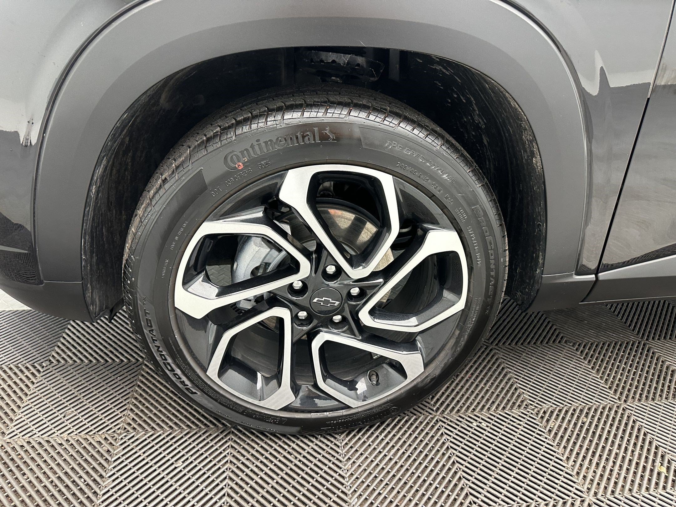 New 2026 Chevrolet Trax RS w/ Driver Confidence Package FWD image 13