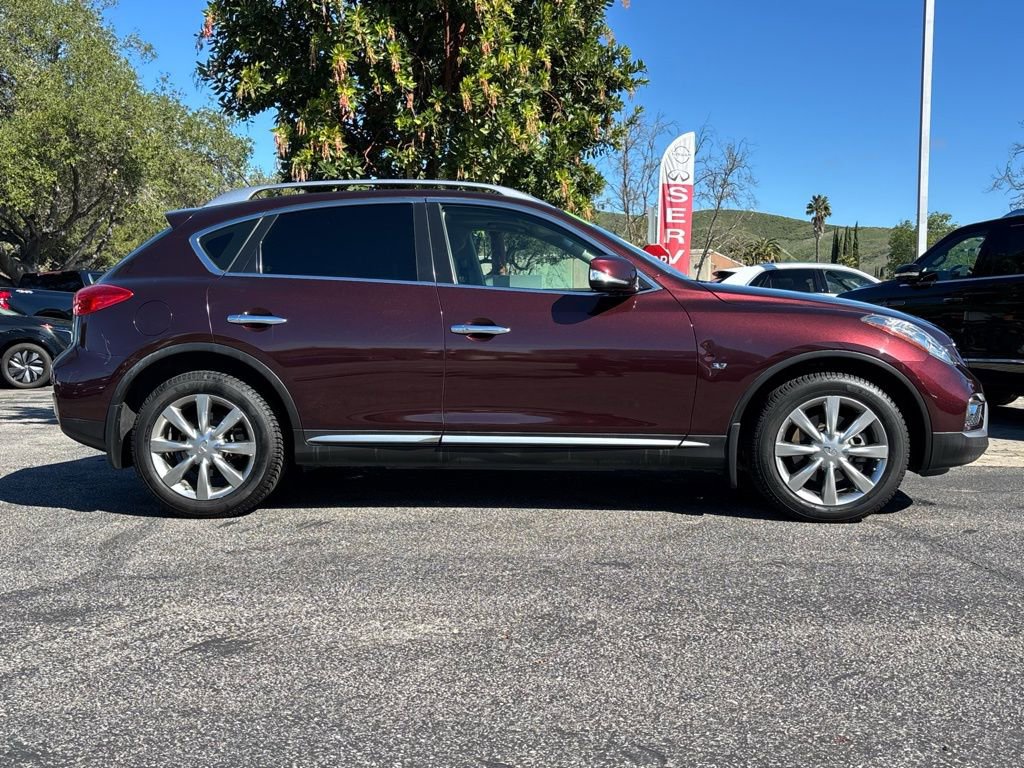 Used 2016 INFINITI QX50 2WD w/ Premium Plus Package image 2