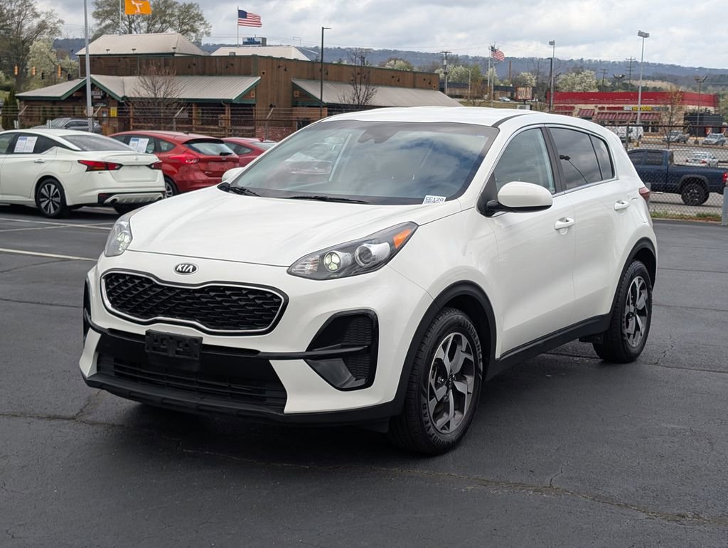 Used 2020 Kia Sportage LX image 3