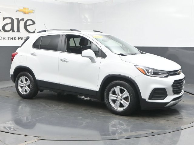 Used 2017 Chevrolet Trax LT w/ LT Convenience Package FWD image 6