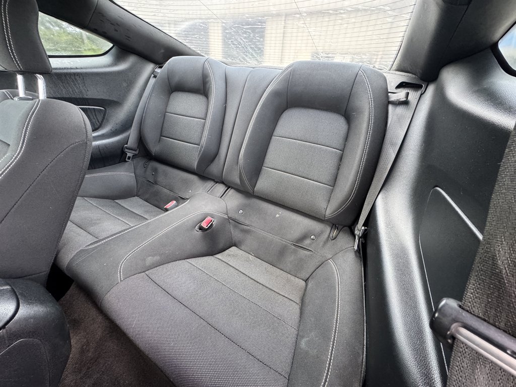 Used 2017 Ford Mustang Coupe RWD image 11