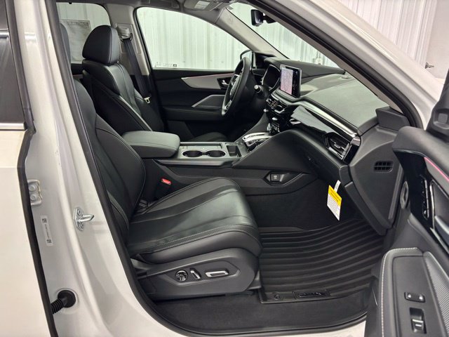 Certified 2026 Acura MDX w/ Technology Package FWD image 34