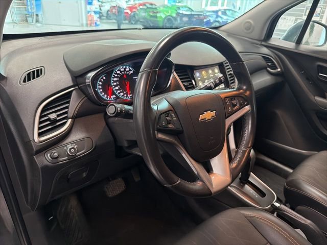 Used 2019 Chevrolet Trax LT w/ Driver Confidence Package image 16