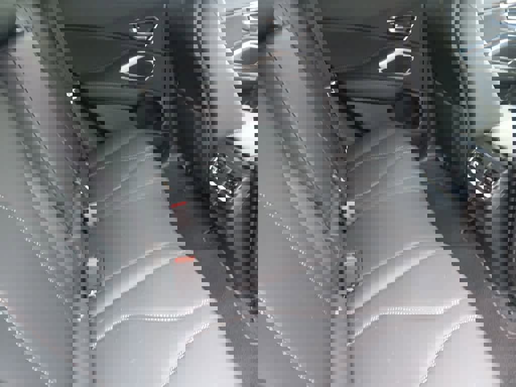 Used 2025 Acura RDX SH-AWD image 23