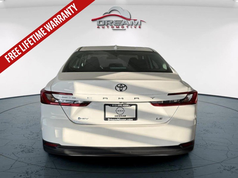 Used 2025 Toyota Camry LE FWD image 18
