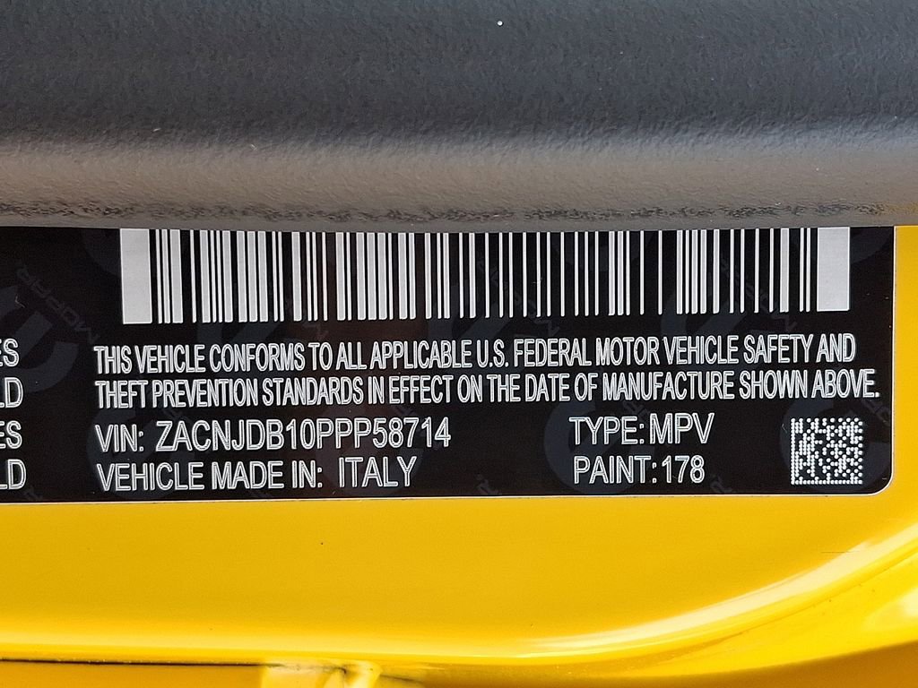 Used 2023 Jeep Renegade Latitude image 32