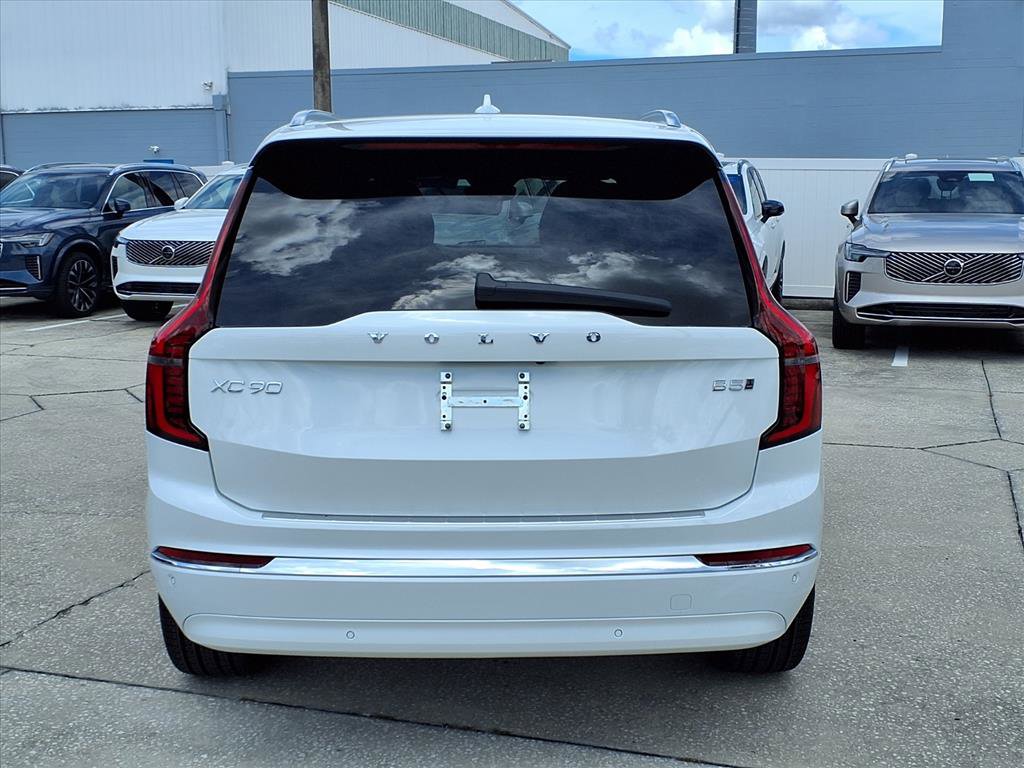 New 2026 Volvo XC90 B5 Core w/ Protection Package Premier image 6