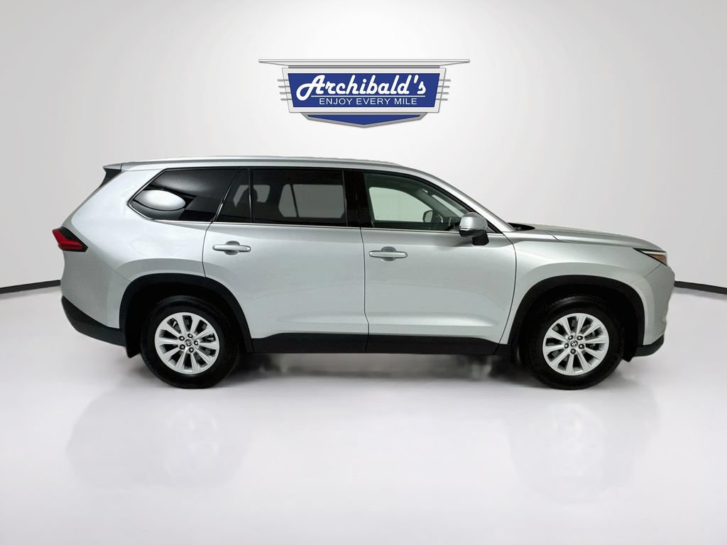 Used 2024 Toyota Grand Highlander AWD image 9
