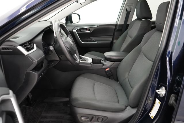 Used 2023 Toyota RAV4 XLE w/ Convenience Package image 9