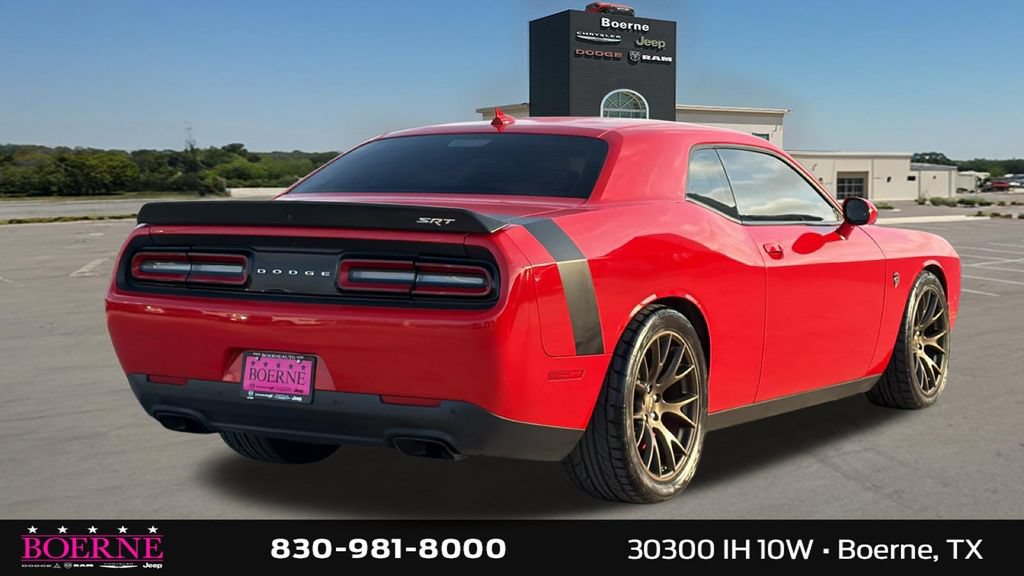 Used 2016 Dodge Challenger SRT Hellcat RWD image 3