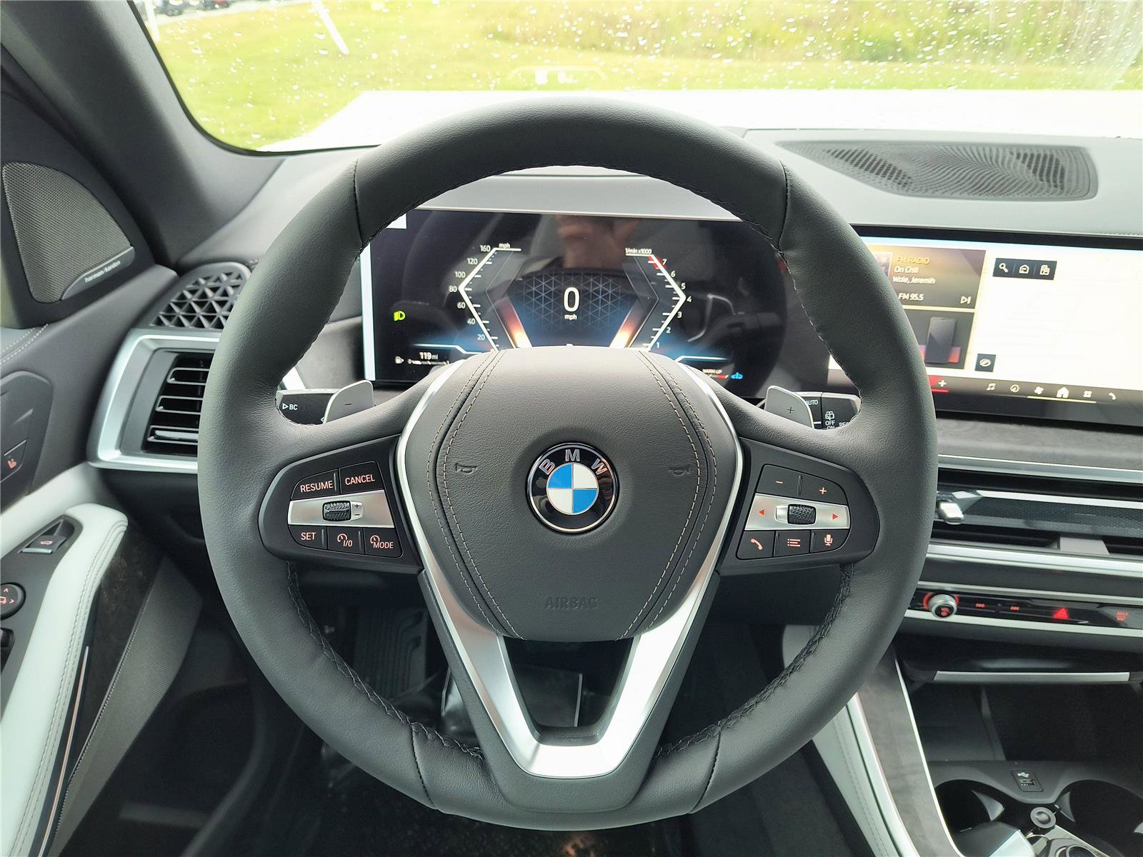 New 2026 BMW X5 sDrive40i image 8