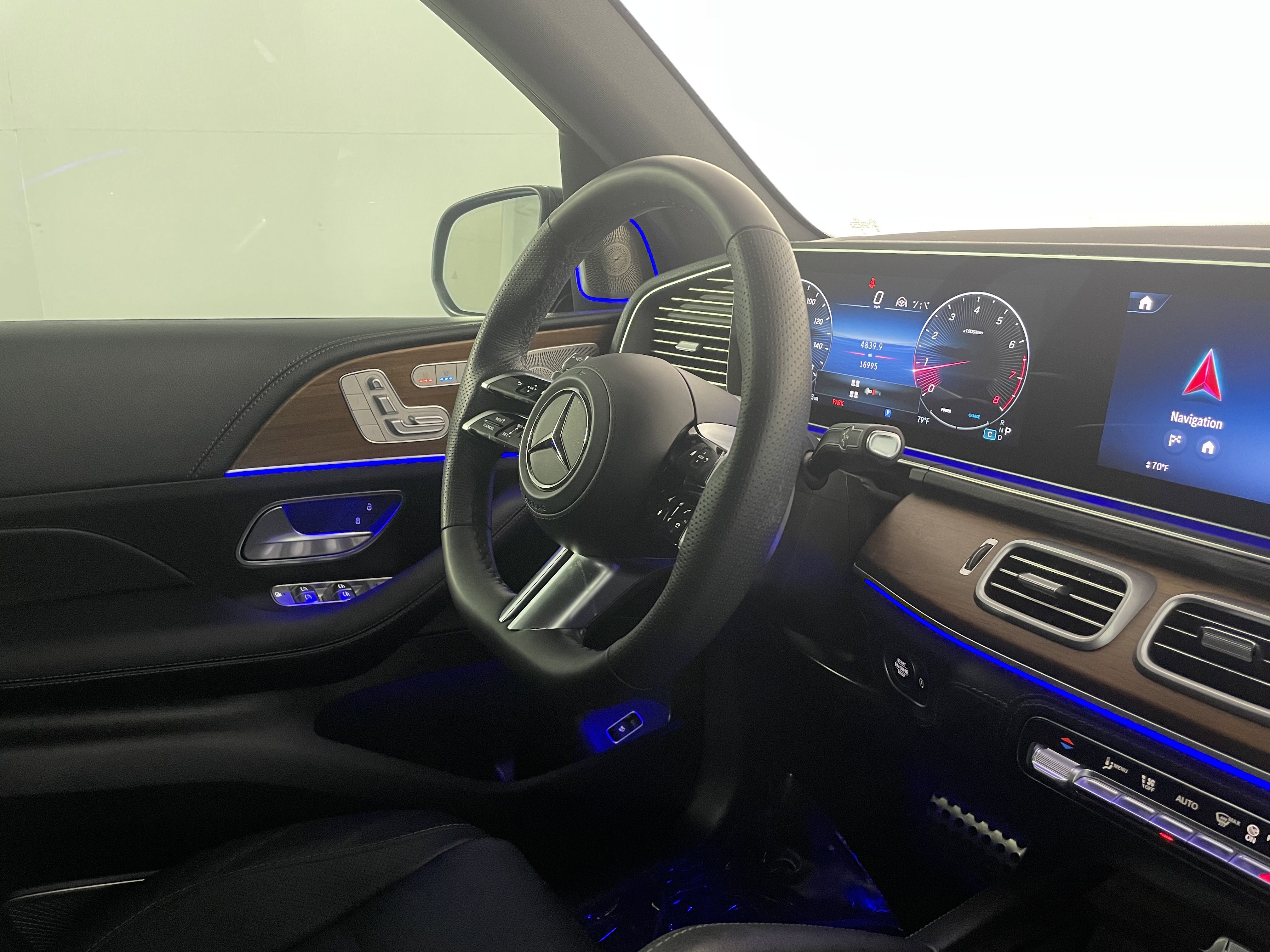Certified 2024 Mercedes-Benz GLS 450 4MATIC image 10