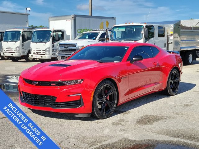 Used 2023 Chevrolet Camaro SS RWD image 7