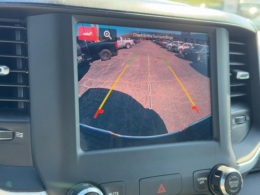 Used 2024 RAM 2500 Big Horn w/ Bed Utility Group image 22