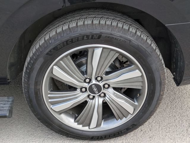 Used 2019 Lincoln Navigator Reserve AWD/4WD image 29