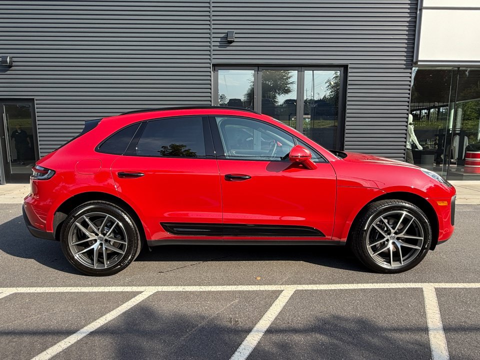 New 2026 Porsche Macan Turbo AWD/4WD image 8