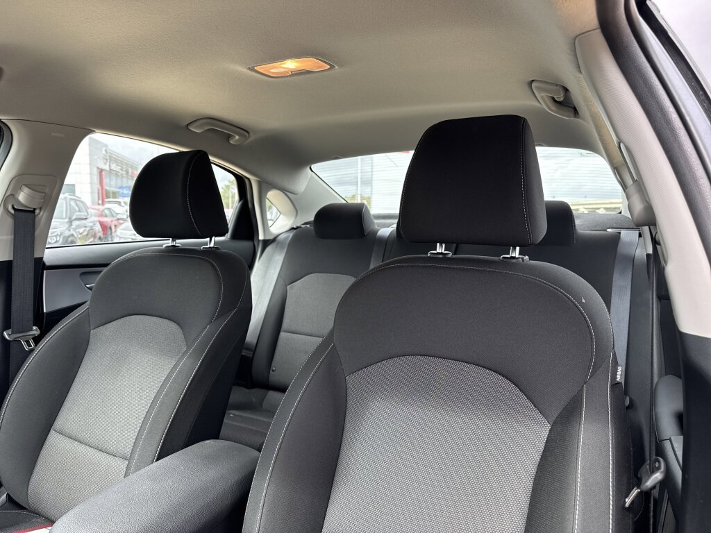 Certified 2024 Kia Forte LXS w/ LXS Technology Package FWD image 23