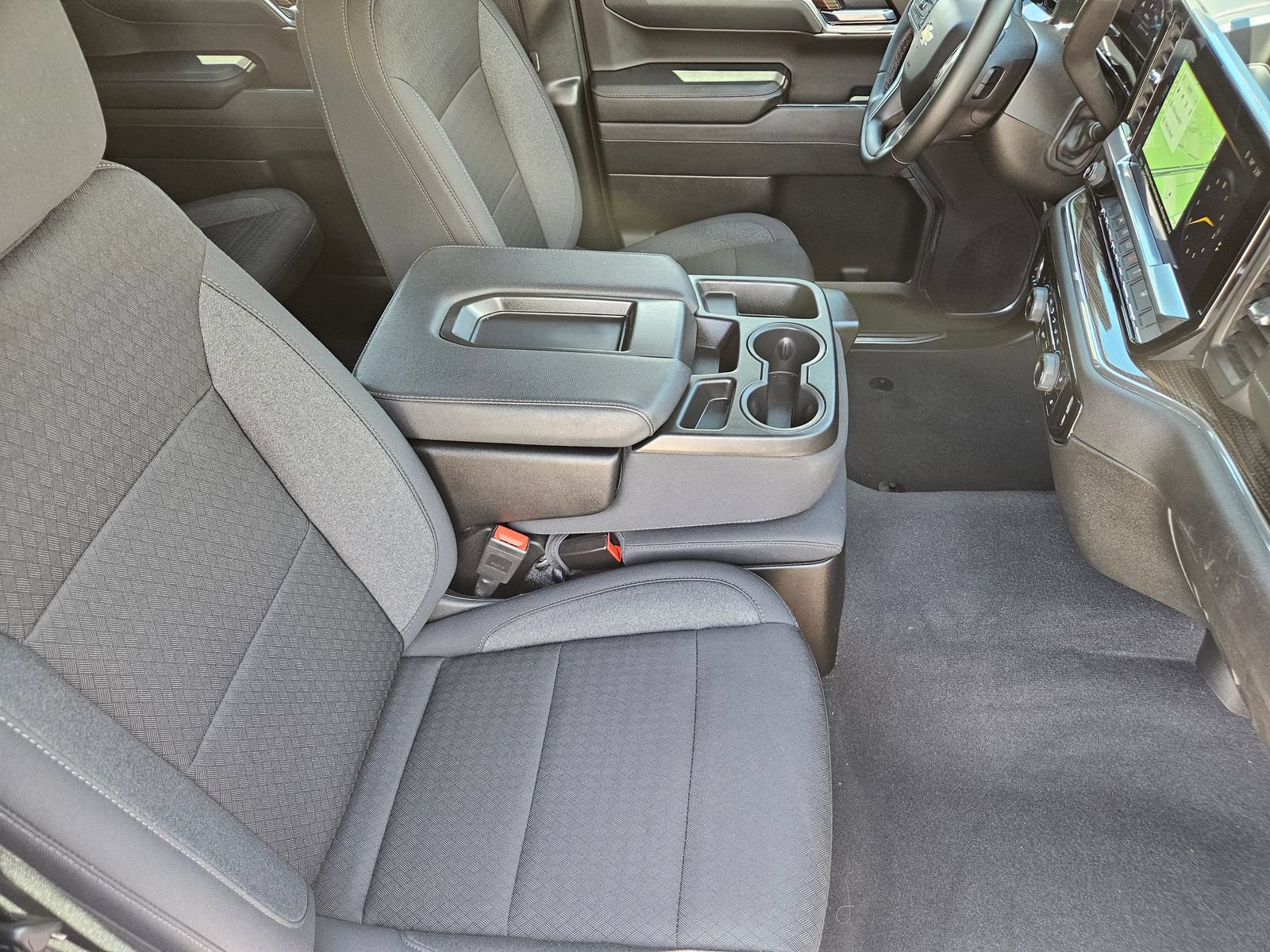Used 2024 Chevrolet Silverado 1500 LT RWD image 19