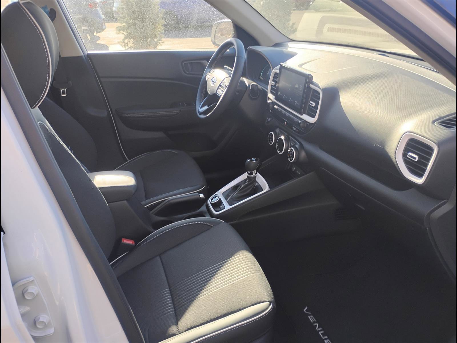 New 2026 Hyundai Venue SEL FWD image 10