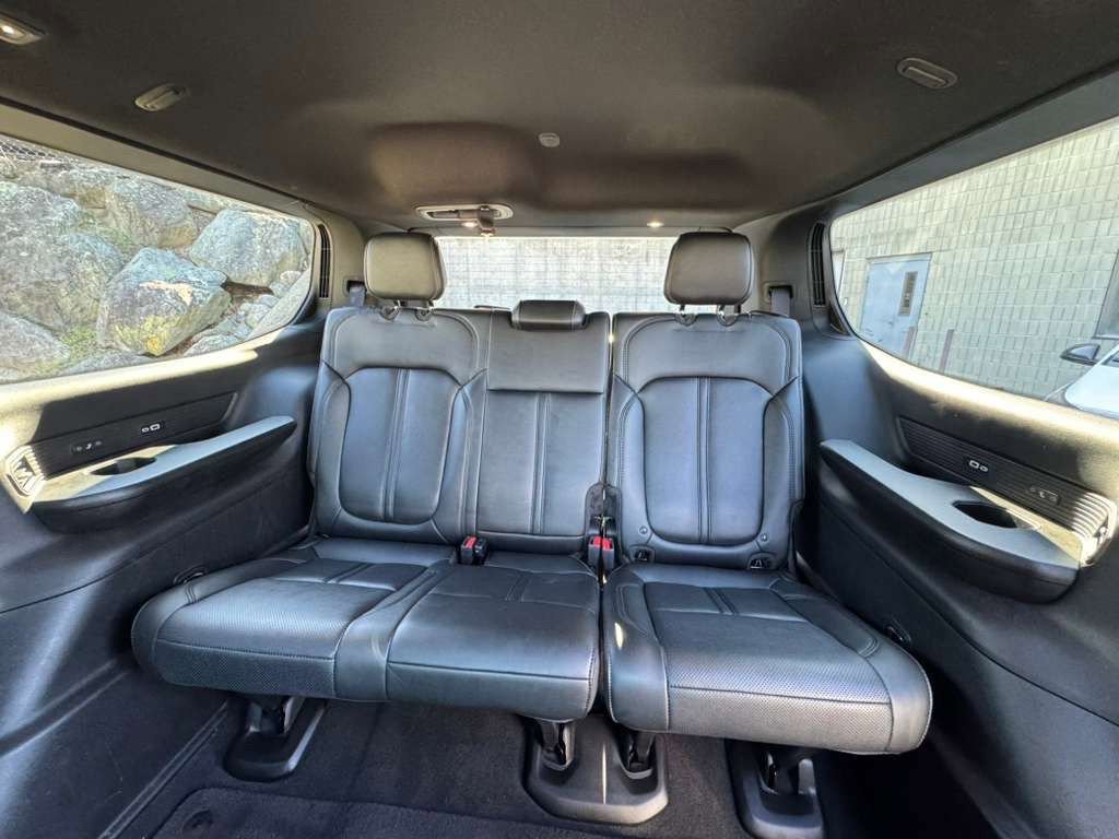 Used 2023 Jeep Wagoneer Series III w/ Convenience Group I AWD/4WD image 21