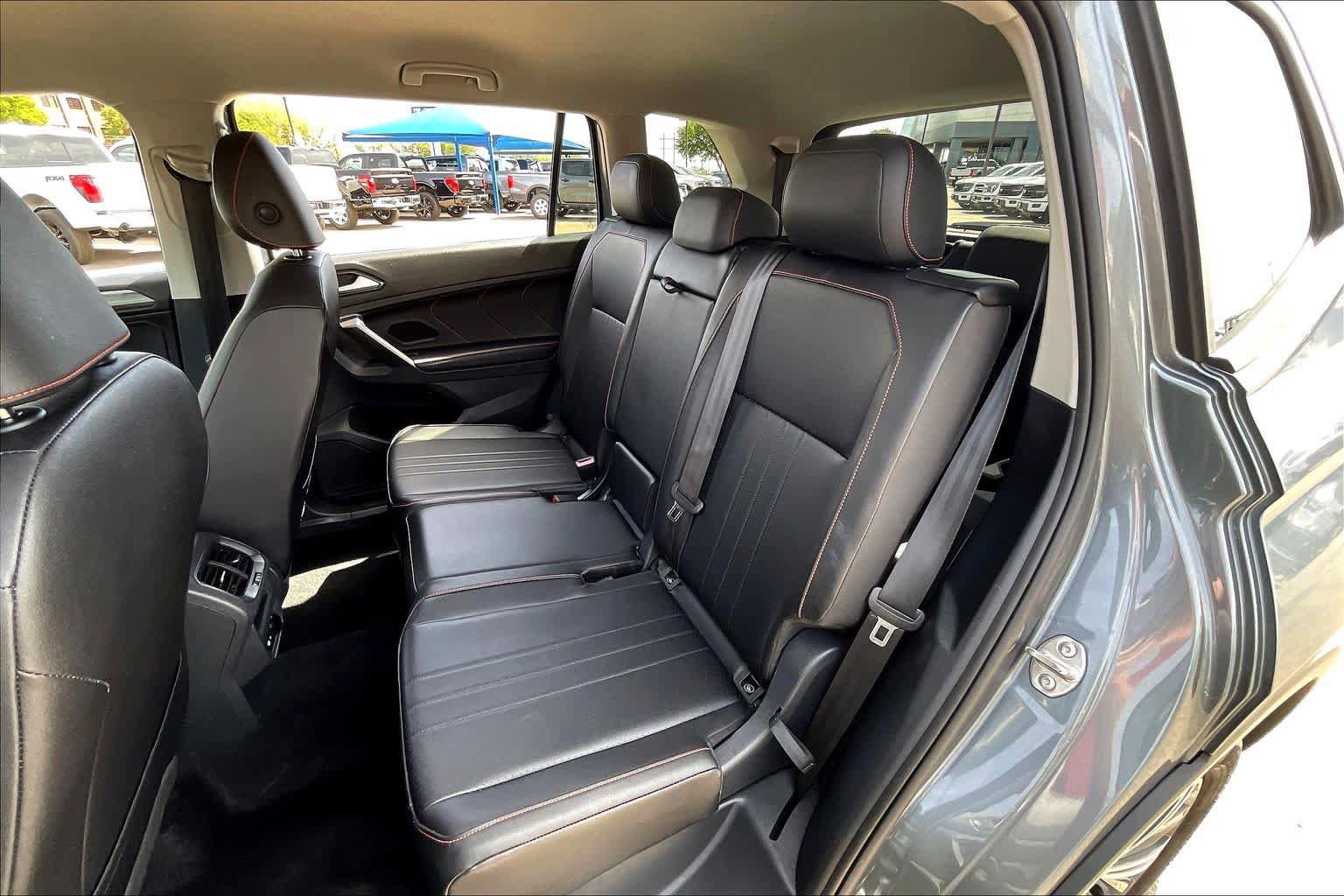 Used 2024 Volkswagen Tiguan Wolfsburg Edition FWD image 20
