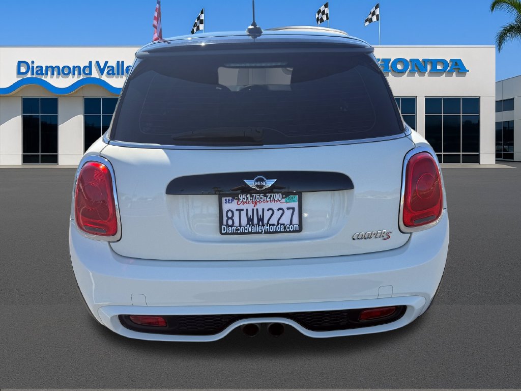 Used 2017 MINI Cooper S FWD image 5