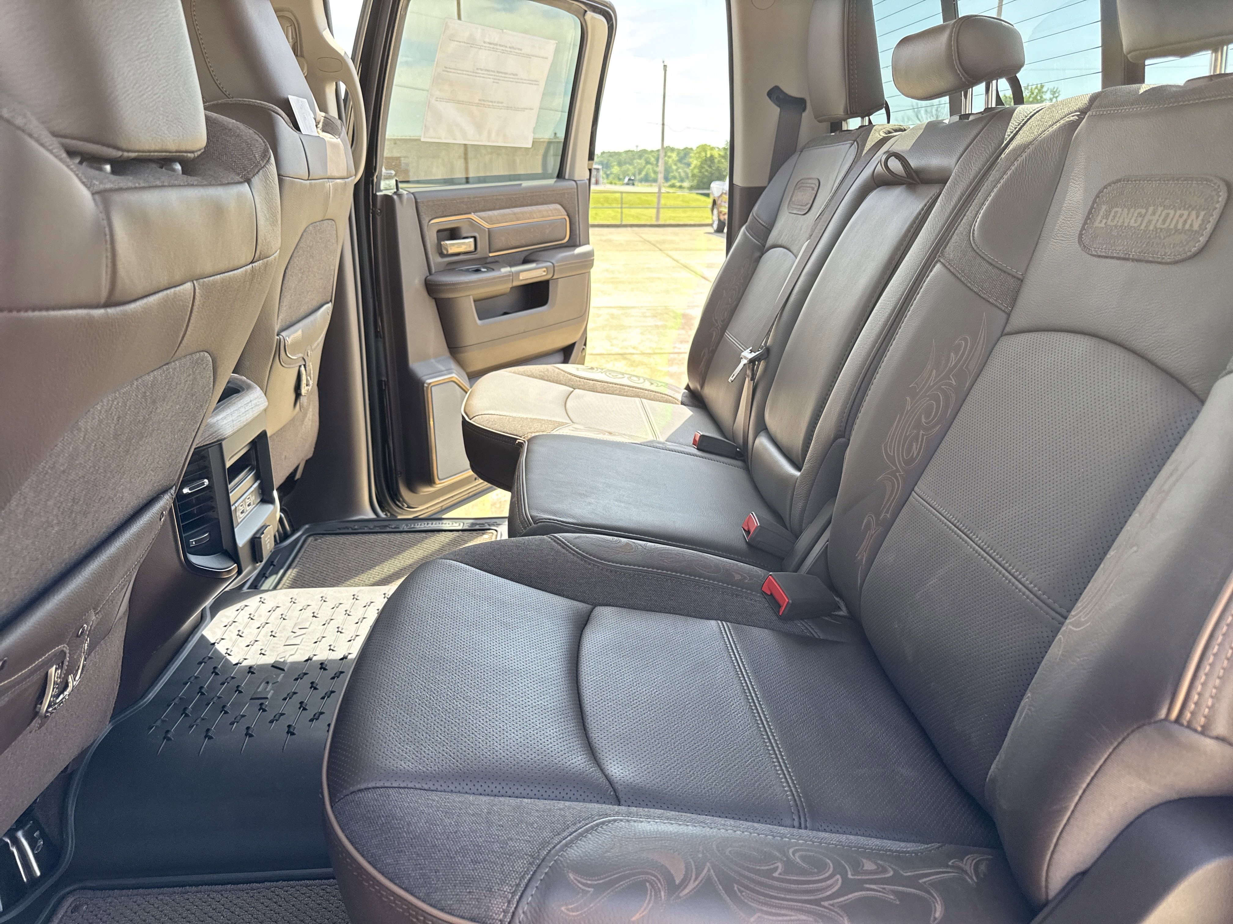 New 2025 RAM 2500 Limited image 33