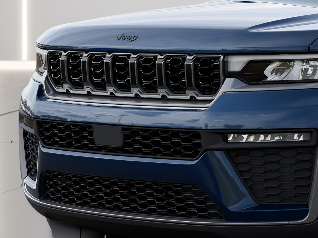 New 2027 Jeep Grand Cherokee Limited AWD/4WD image 12