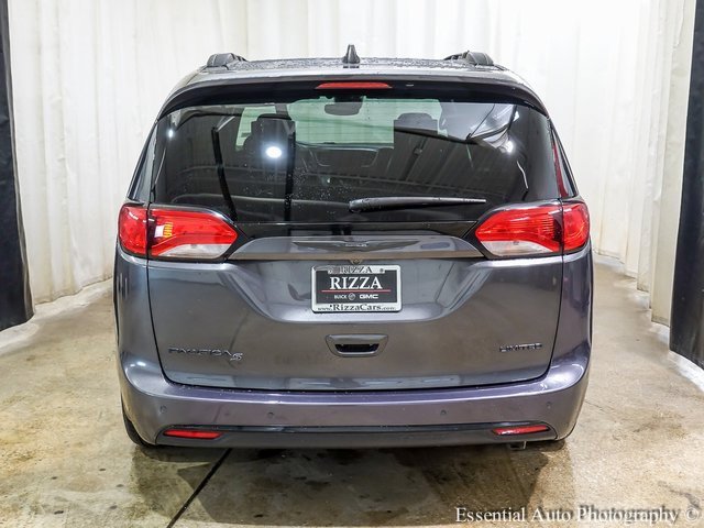 Used 2020 Chrysler Pacifica Limited w/ Advanced Safetytec Group image 7
