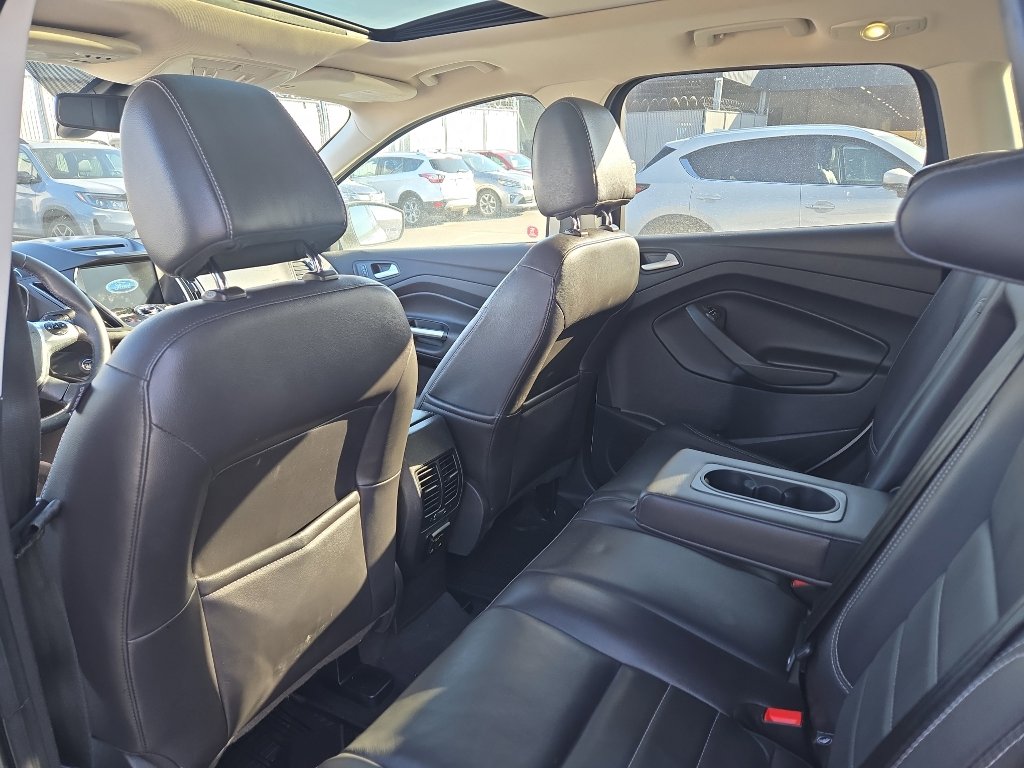 Used 2016 Ford Escape Titanium w/ Canadian Touring Package image 9