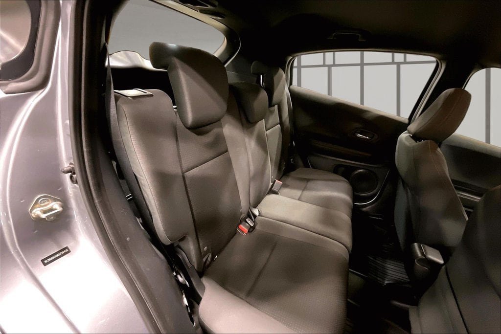 Used 2019 Honda HR-V Sport image 26