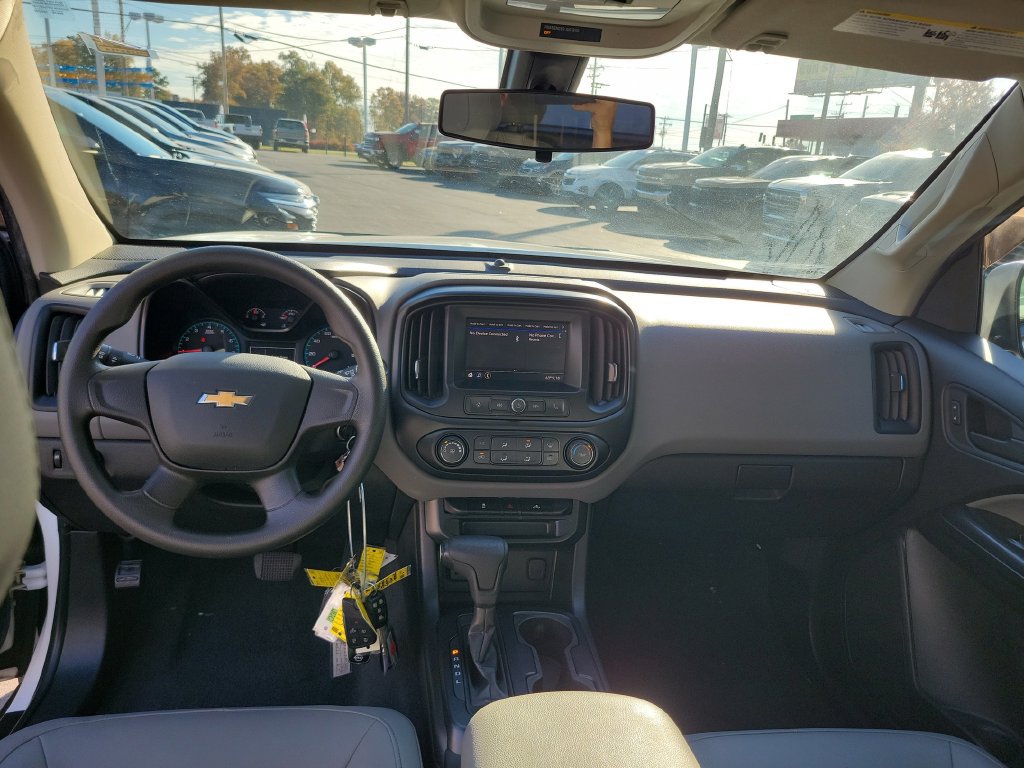 Used 2021 Chevrolet Colorado W/T RWD image 13