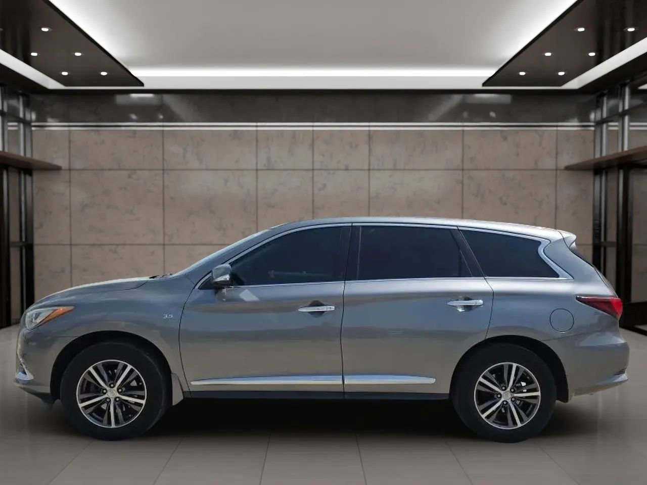 Used 2018 INFINITI QX60 FWD image 5