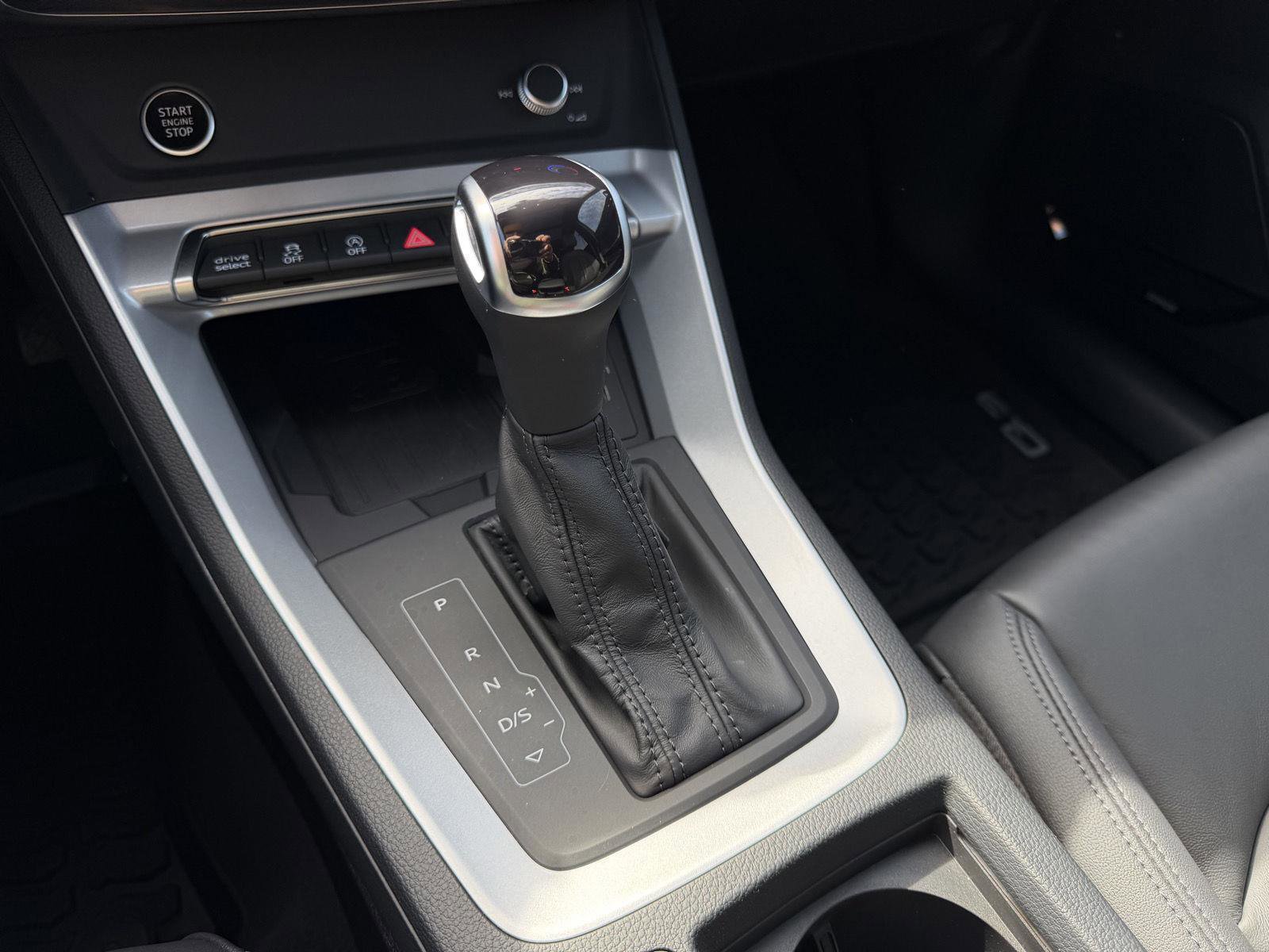 Used 2023 Audi Q3 2.0T Premium Plus w/ Premium Plus Package image 18