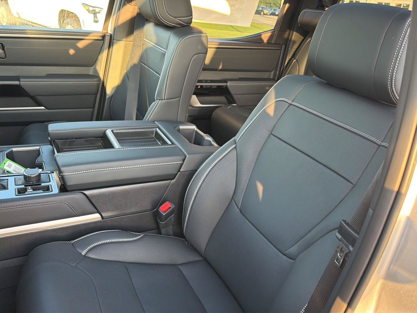 New 2026 Toyota Tundra Limited AWD/4WD image 29