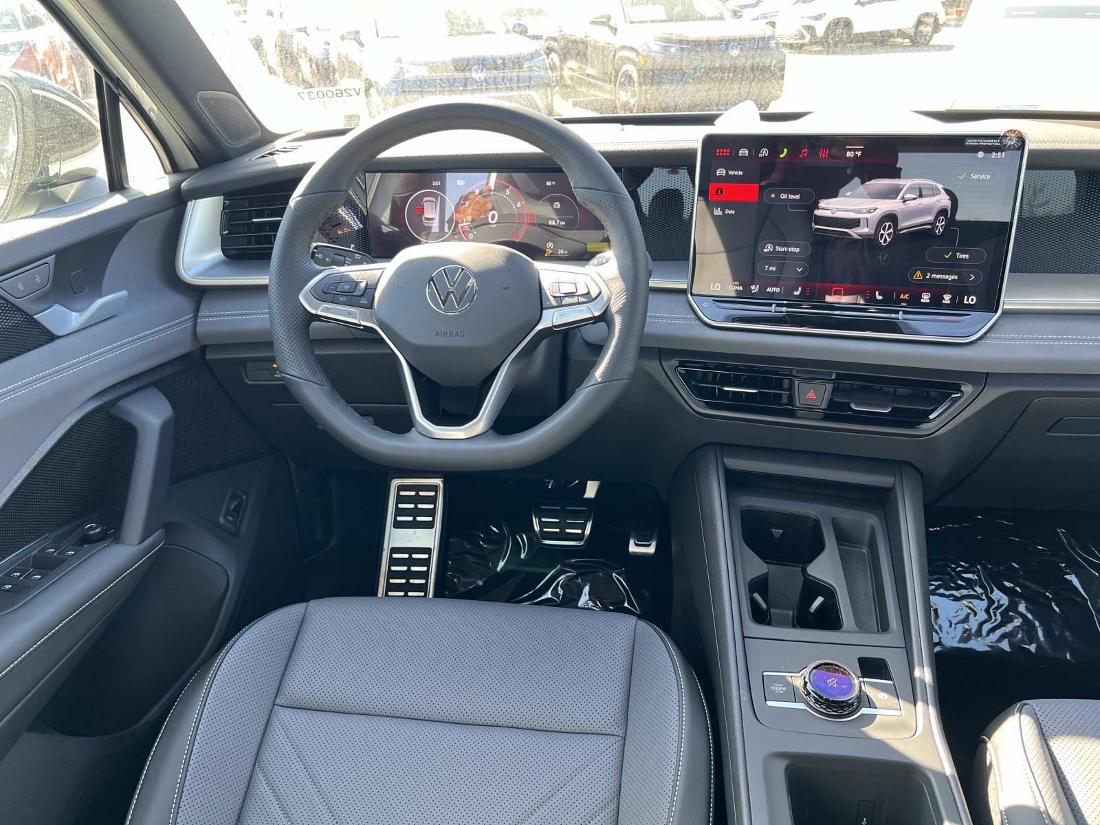 New 2026 Volkswagen Tiguan SE R-Line image 5
