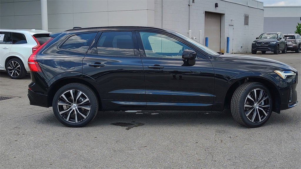 New 2025 Volvo XC60 B5 Plus w/ Protection Package Premier image 2