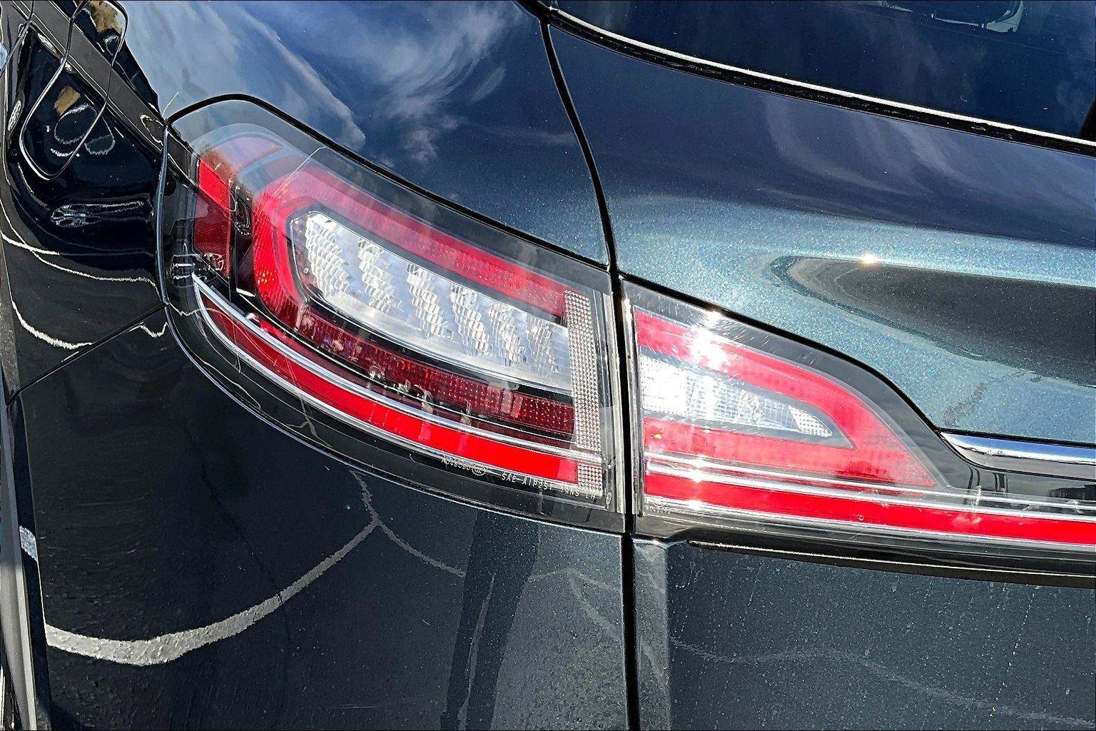 Used 2023 Lincoln Nautilus Reserve w/ Equipment Group 201A image 29