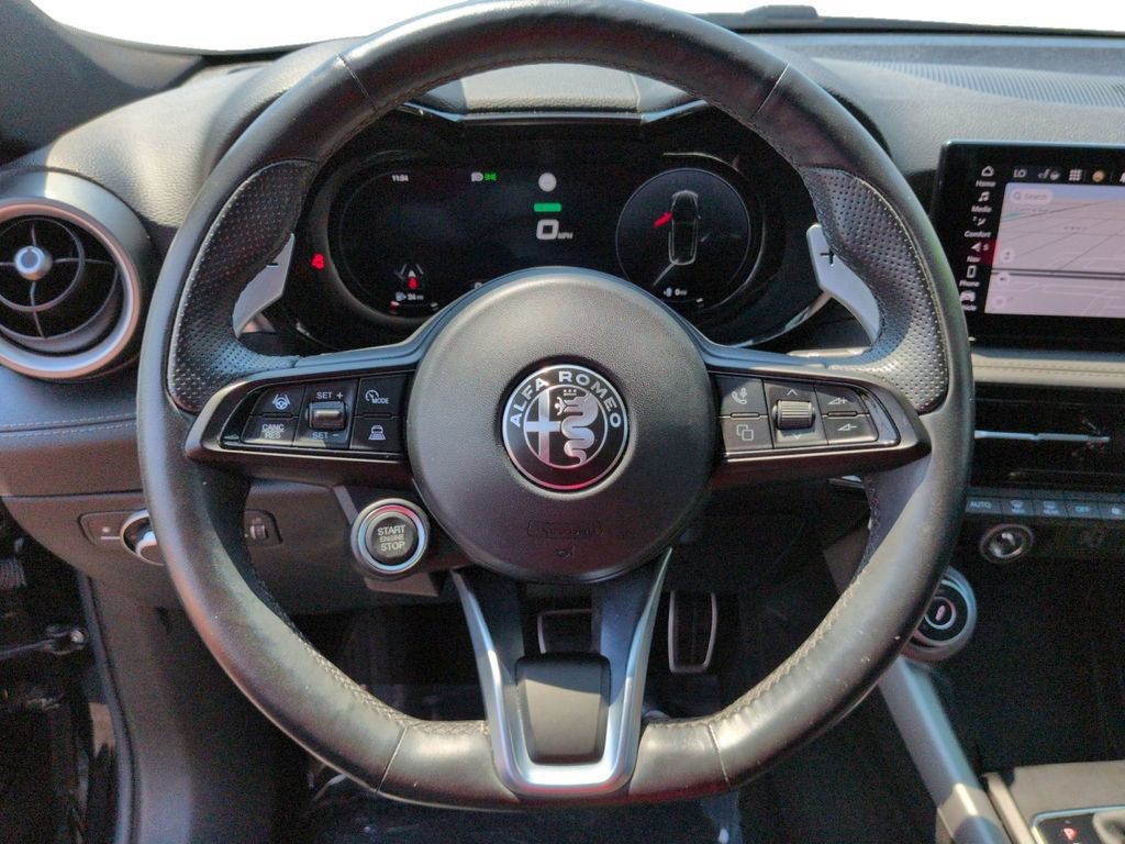 Used 2024 Alfa Romeo Tonale Veloce w/ Active Assist Package AWD/4WD image 12