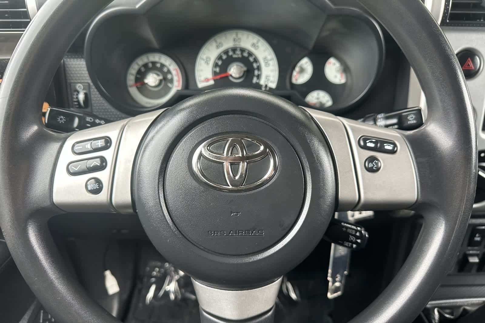 Used 2011 Toyota FJ Cruiser 4WD w/ Convenience Pkg image 20